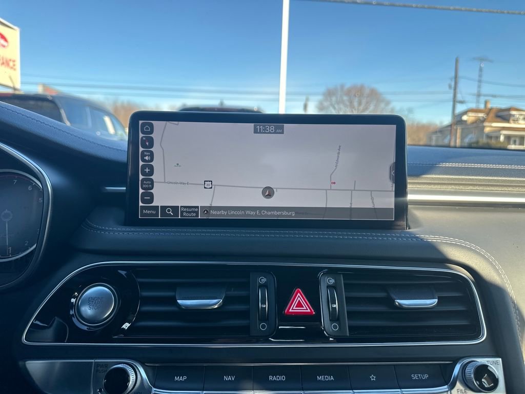 Used 2023 Genesis G70 2.0T image 24