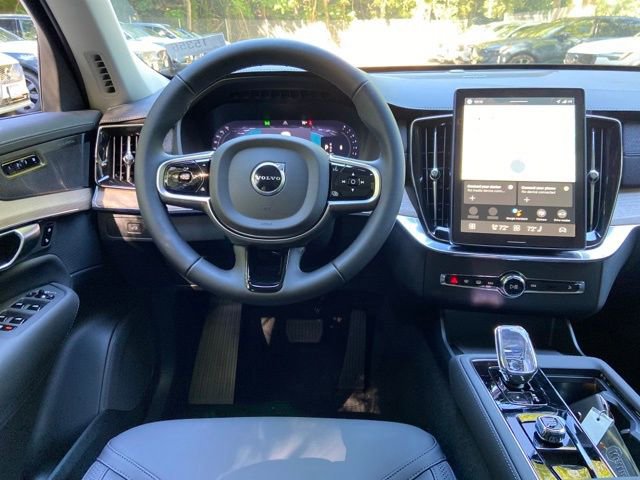 New 2026 Volvo XC90 B6 Plus w/ Protection Package Premier image 13