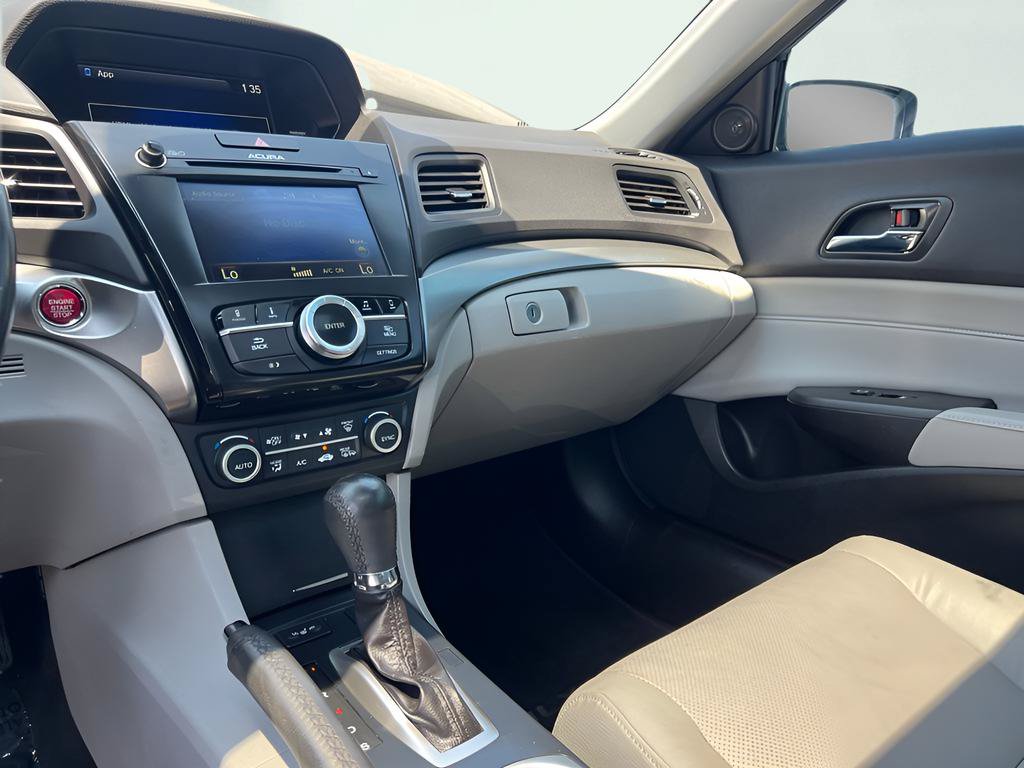 Used 2016 Acura ILX FWD image 46