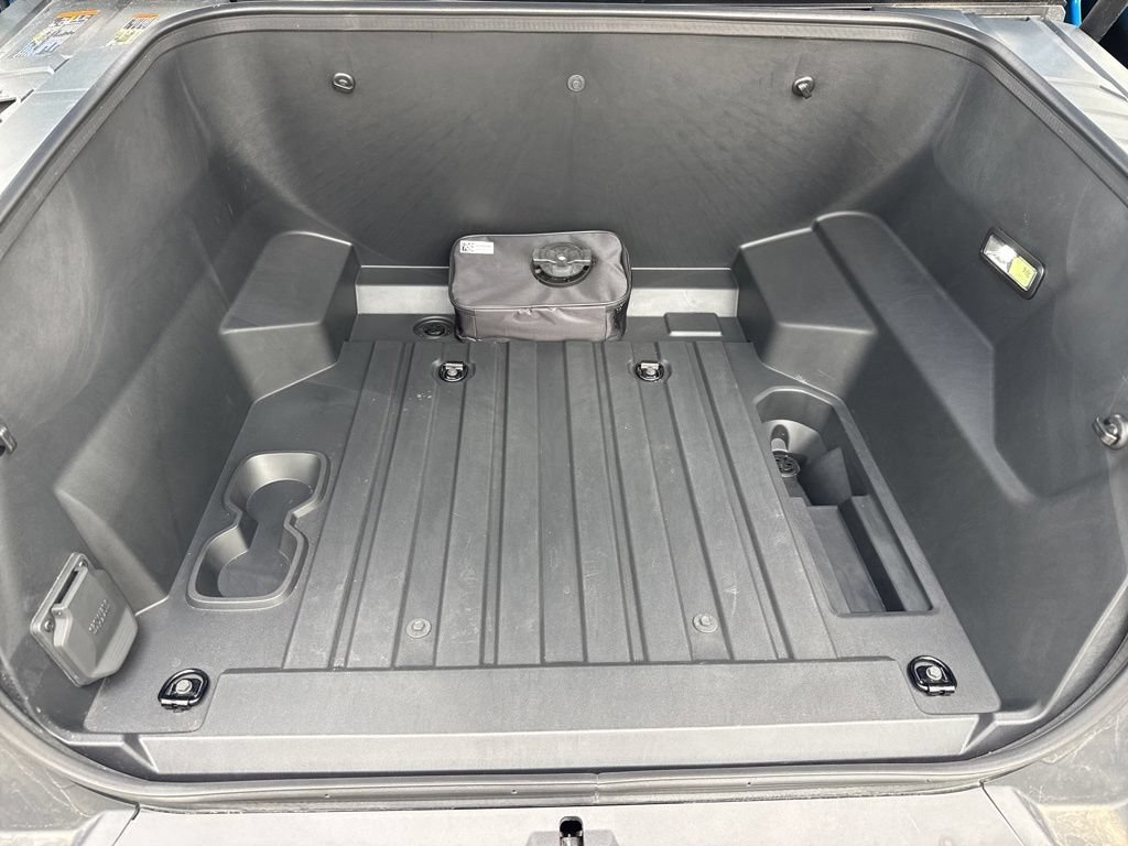 Used 2026 Chevrolet Silverado EV Trail Boss AWD/4WD image 79