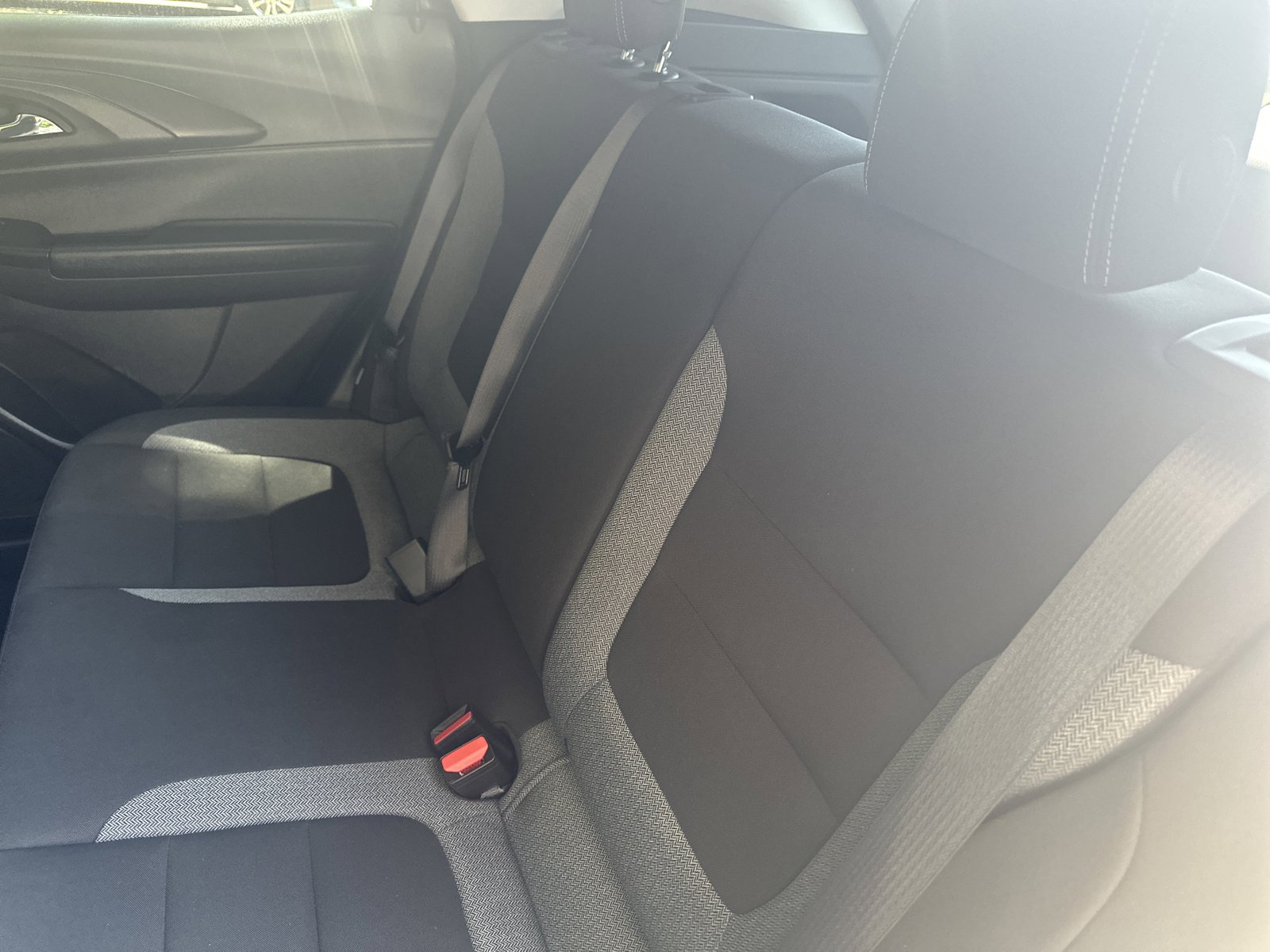 Used 2025 Chevrolet TrailBlazer LT AWD/4WD image 21