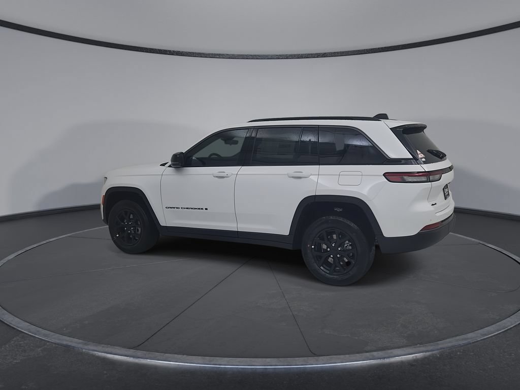 New 2026 Jeep Grand Cherokee Altitude AWD/4WD image 9