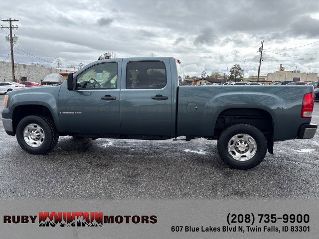 Used 2007 GMC Sierra 2500 SLE w/ Z71 Off-Road Package image 8