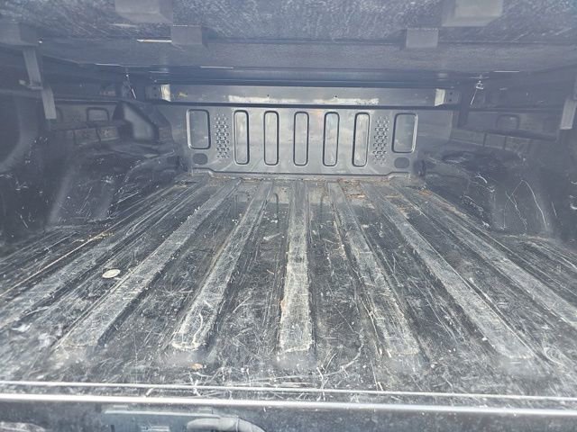 Used 2021 Jeep Gladiator Overland AWD/4WD image 17