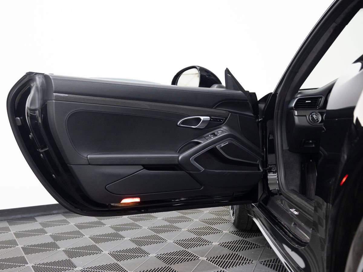 Certified 2019 Porsche 911 Turbo image 14