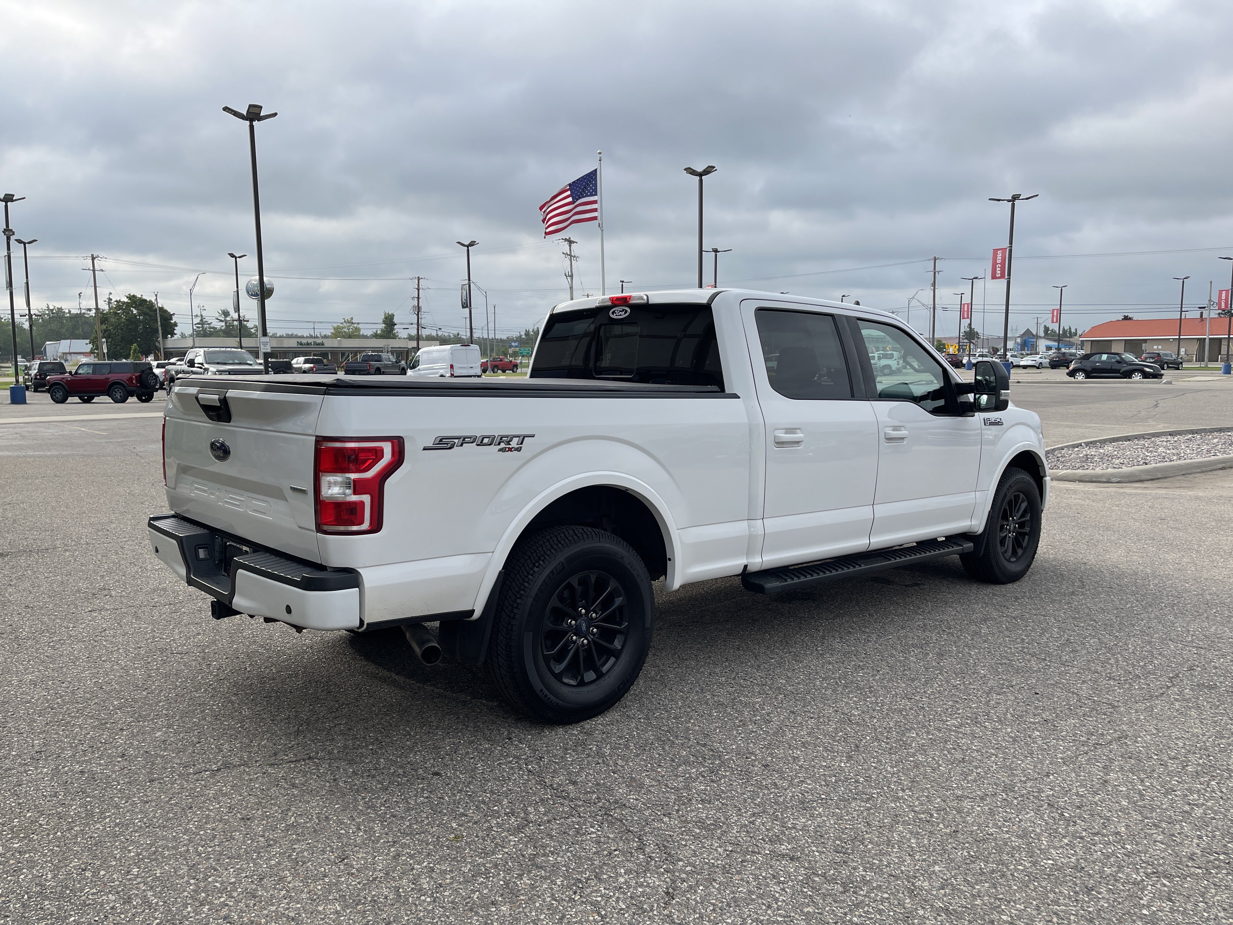 Used 2019 Ford F150 XLT w/ Equipment Group 302A Luxury AWD/4WD image 3