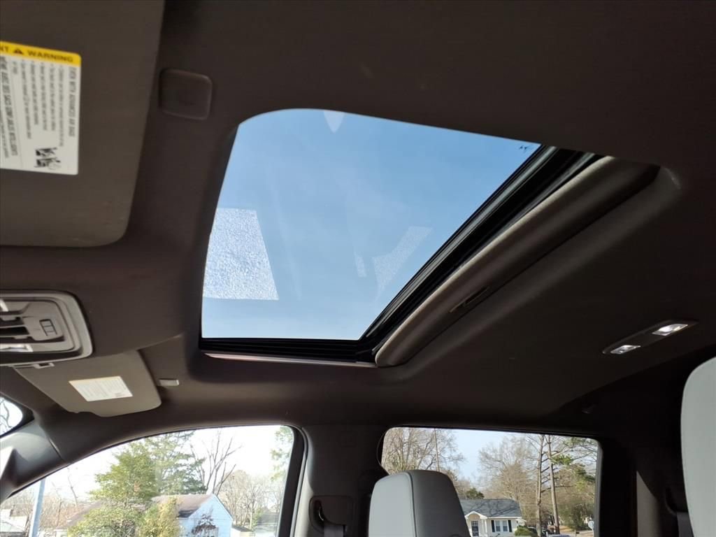 Used 2021 Chevrolet Silverado 1500 LTZ image 18