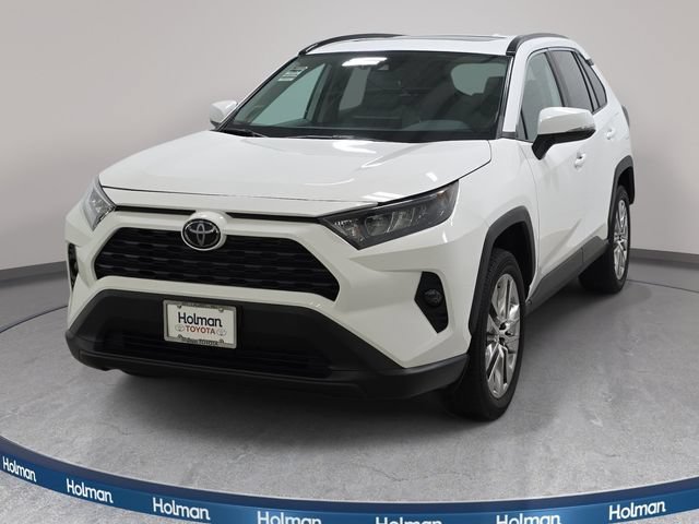 Certified 2020 Toyota RAV4 XLE Premium AWD/4WD image 1