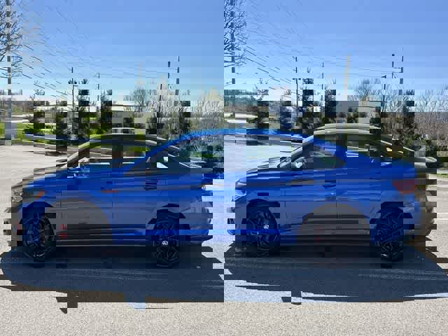 Used 2024 Volkswagen Jetta GLI 40th Anniversary Edition image 2