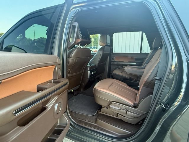 Used 2023 Ford Expedition Max King Ranch RWD image 16