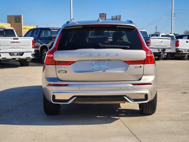 Used 2025 Volvo XC60 B5 Core image 13