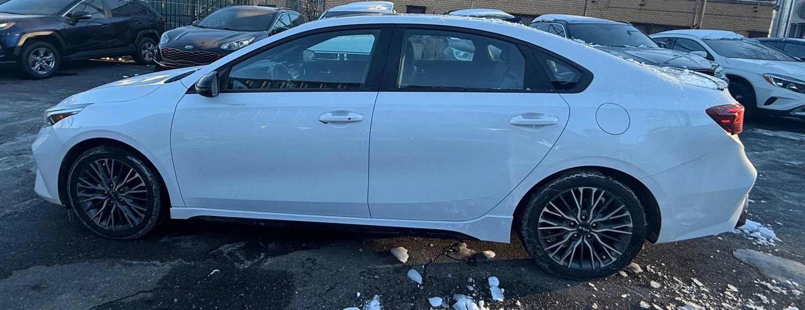 Used 2024 Kia Forte GT-Line w/ GT-Line Premium Package image 8