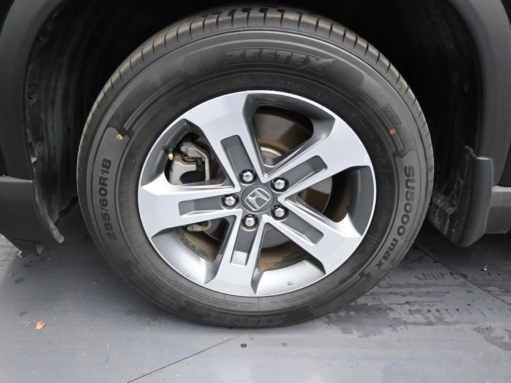Used 2025 Honda Pilot EX-L image 9