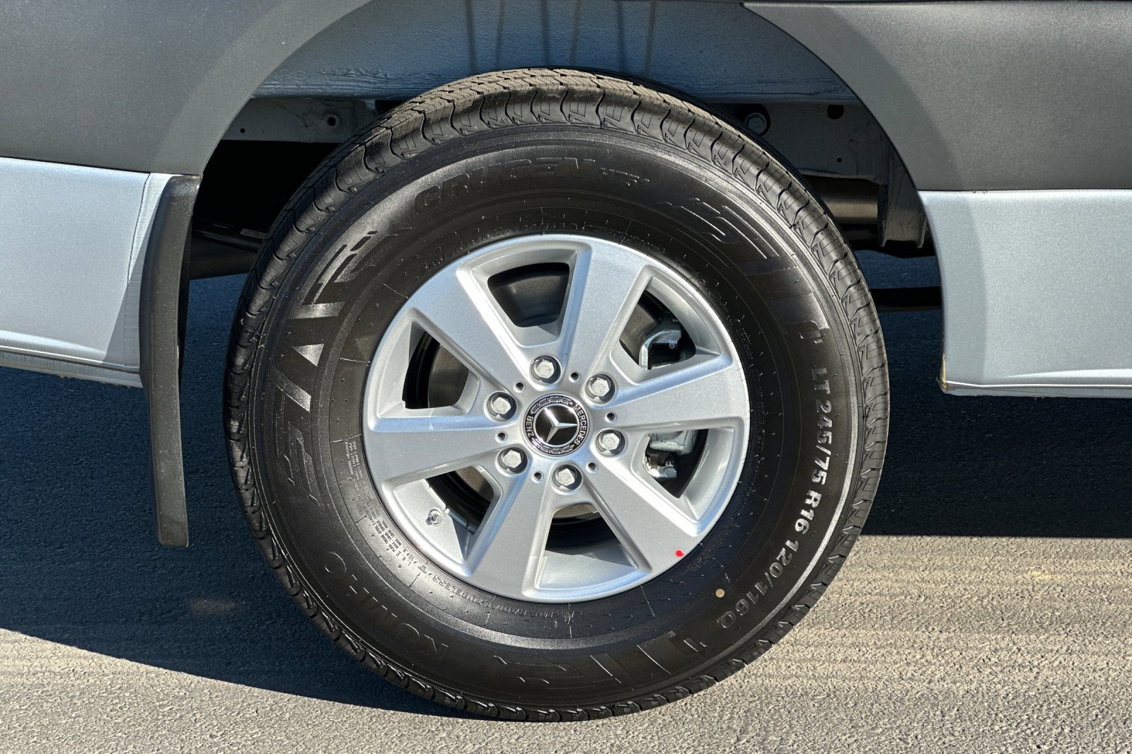 New 2025 Mercedes-Benz Sprinter 2500 image 24