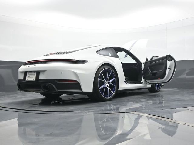 Certified 2025 Porsche 911 Carrera T image 23