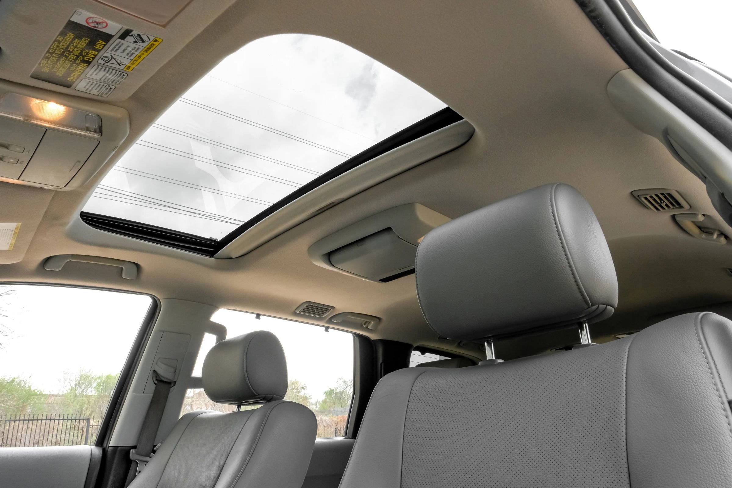 Used 2011 Toyota Sequoia Platinum AWD/4WD image 5