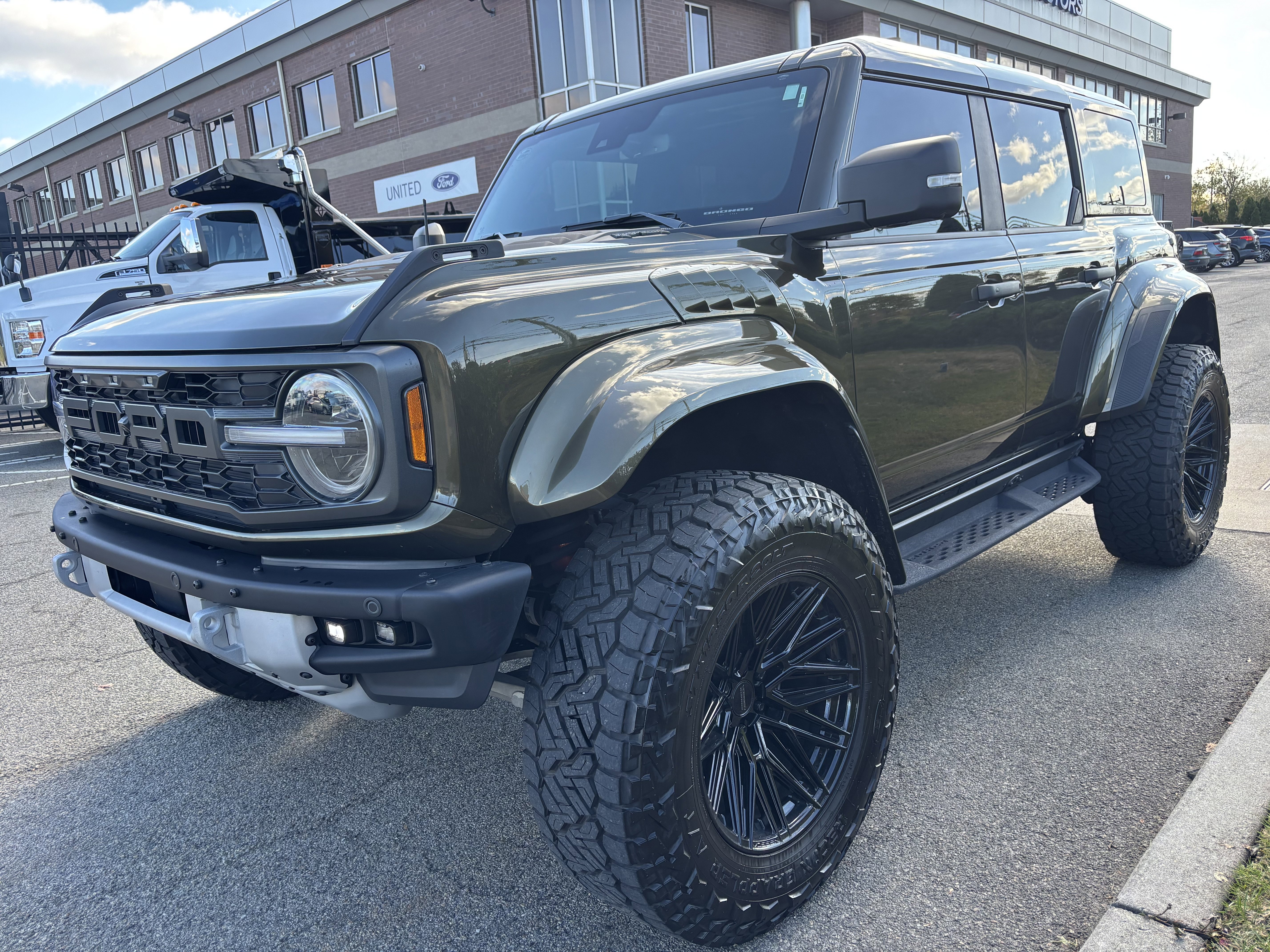 Used 2024 Ford Bronco Raptor w/ Interior Carbon Fiber Pack 6 image 2