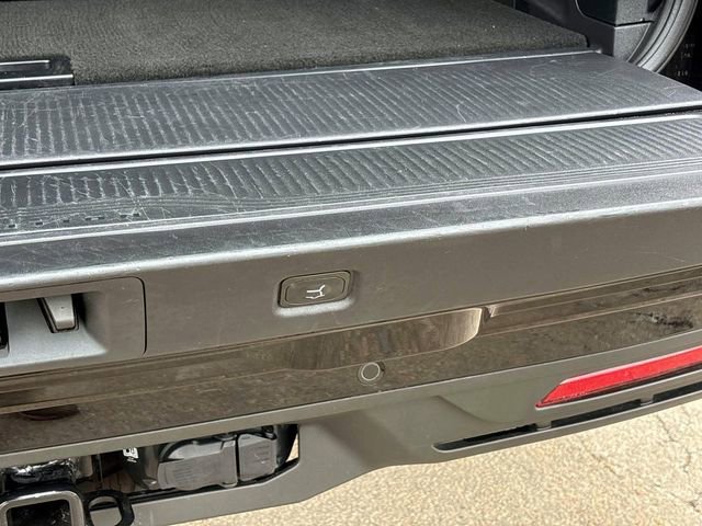 Used 2025 Ford Expedition Active image 16