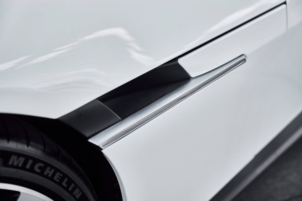 Used 2025 Ferrari 12Cilindri RWD image 9