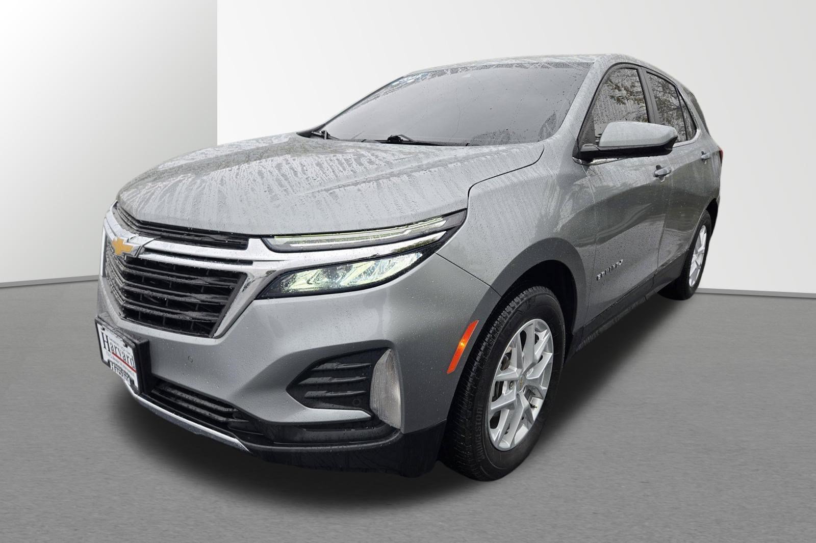 Used 2023 Chevrolet Equinox LT w/ Driver Convenience Package AWD/4WD image 3