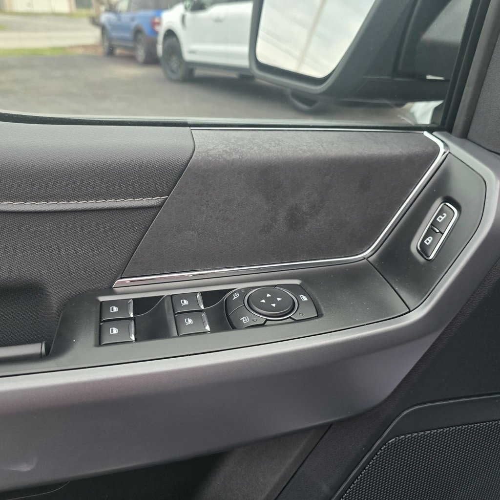 New 2025 Ford F150 XLT image 27