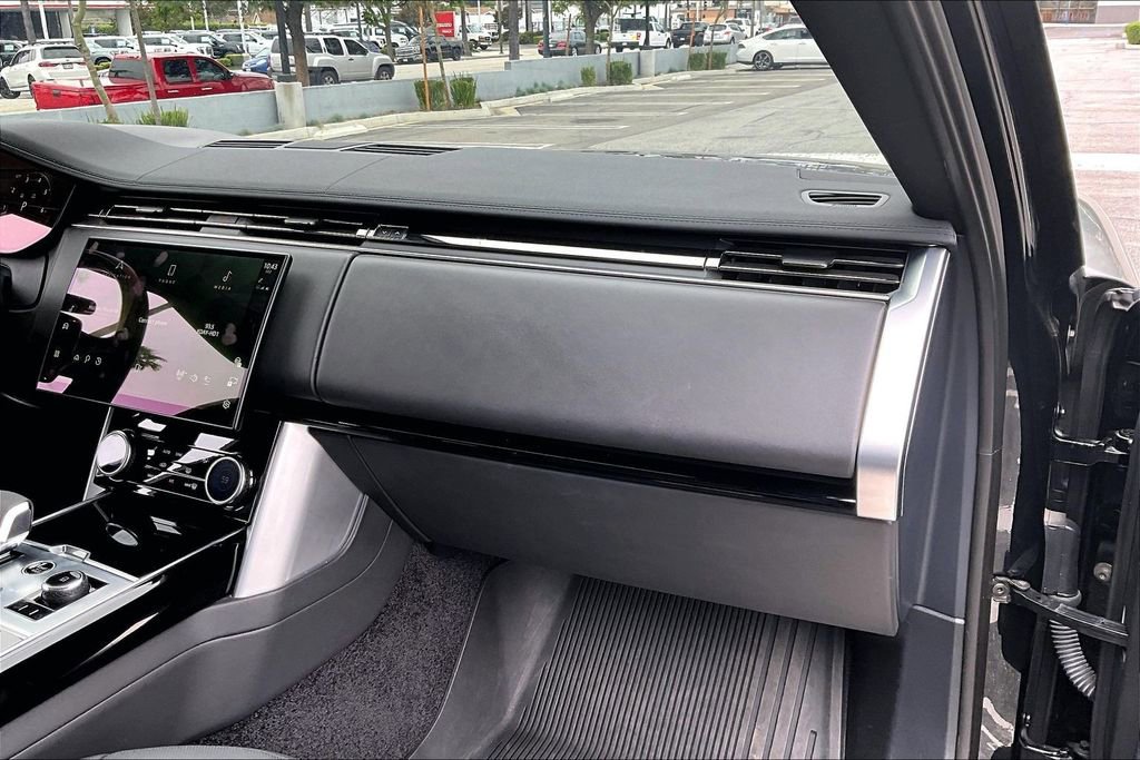 Used 2023 Land Rover Range Rover SE AWD/4WD image 17