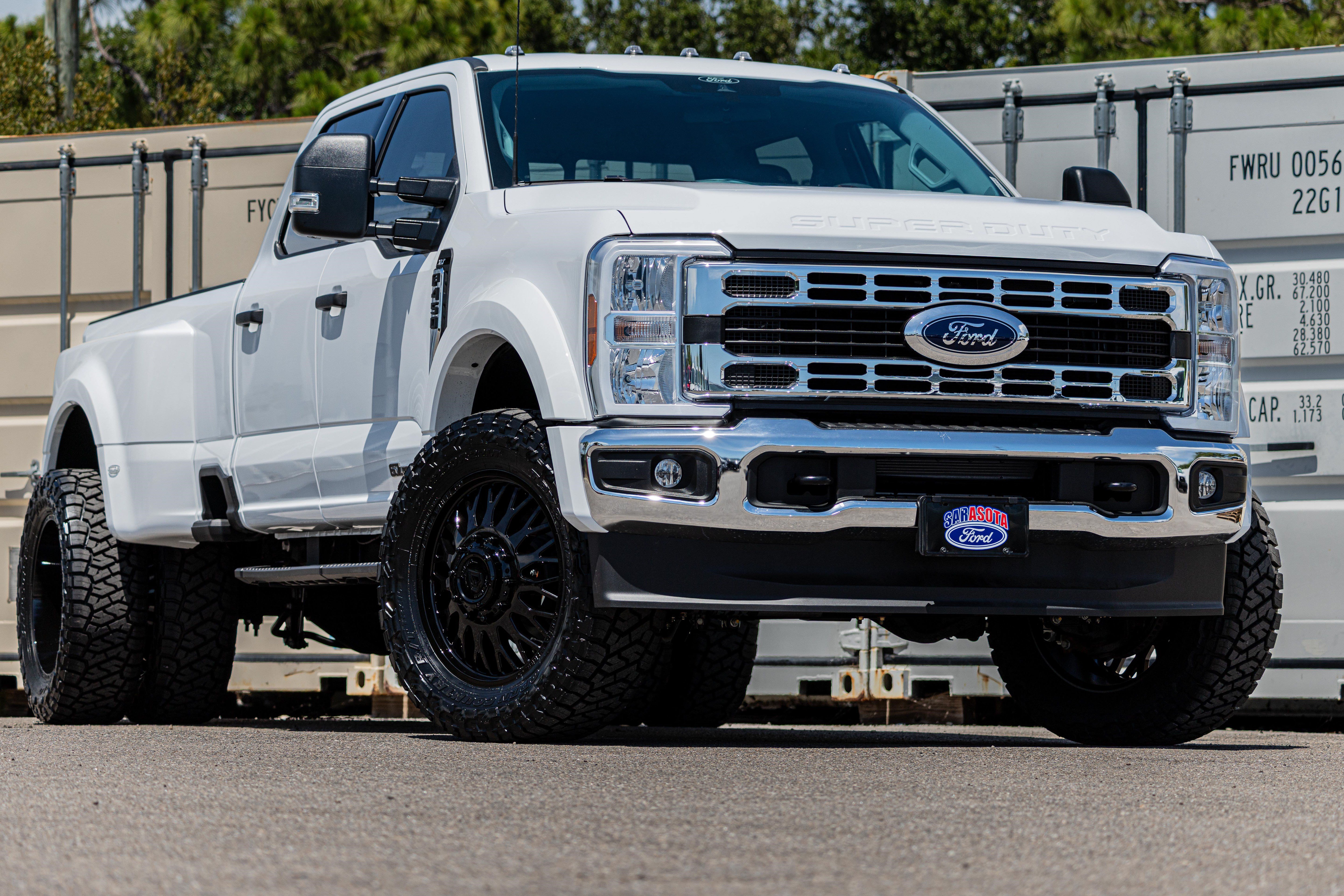 New 2026 Ford F450 XLT w/ FX4 Off-Road Package AWD/4WD video 1