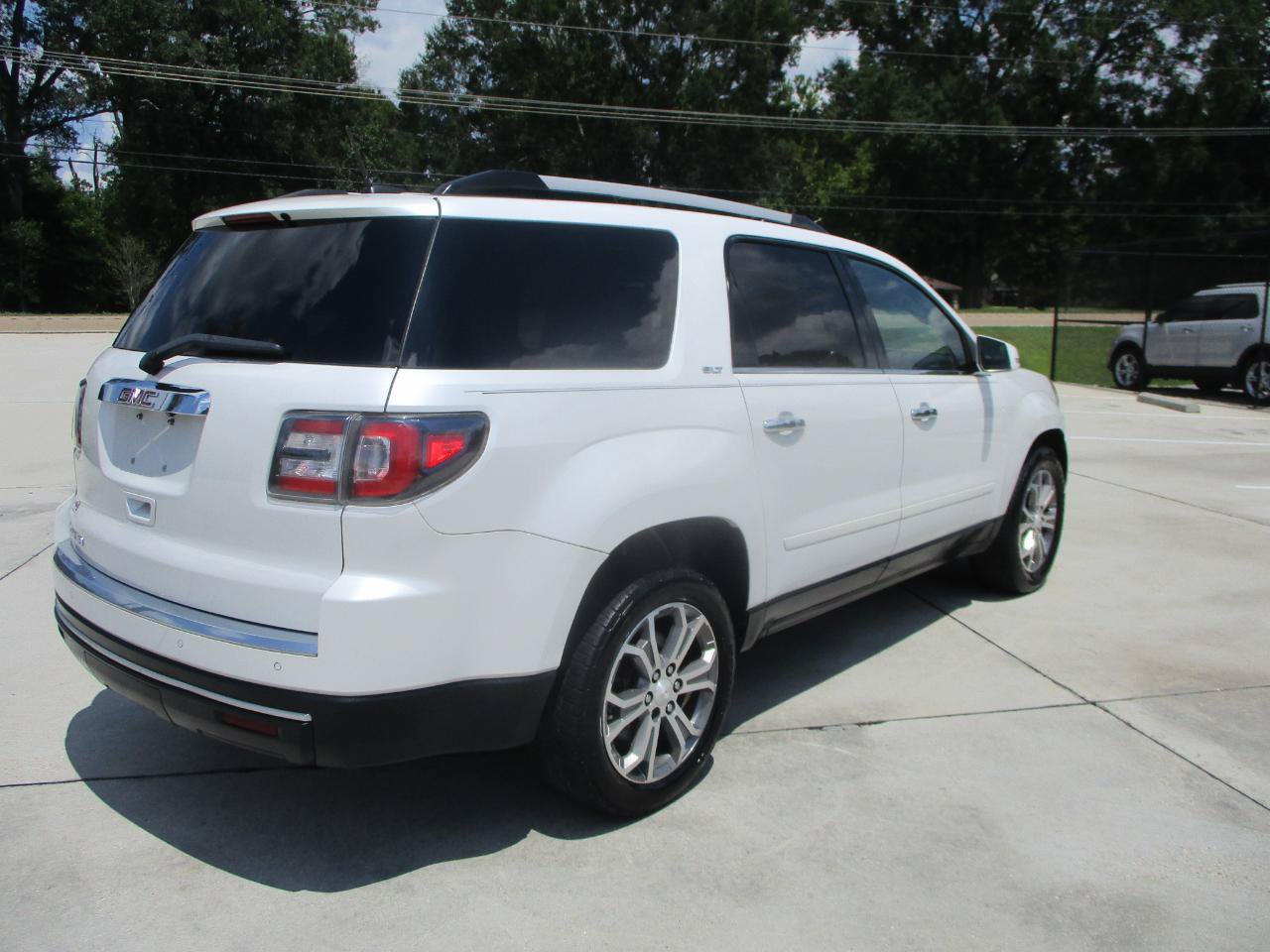 Used 2016 GMC Acadia SLT FWD image 29