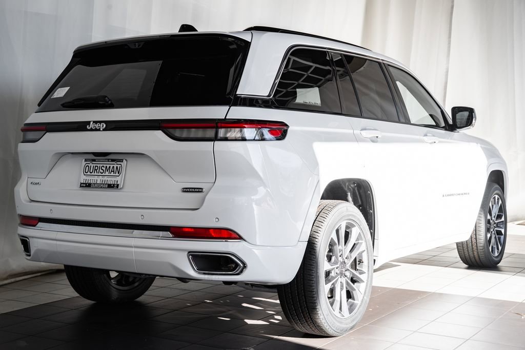 New 2025 Jeep Grand Cherokee Overland w/ Adv Protech Group III AWD/4WD image 4