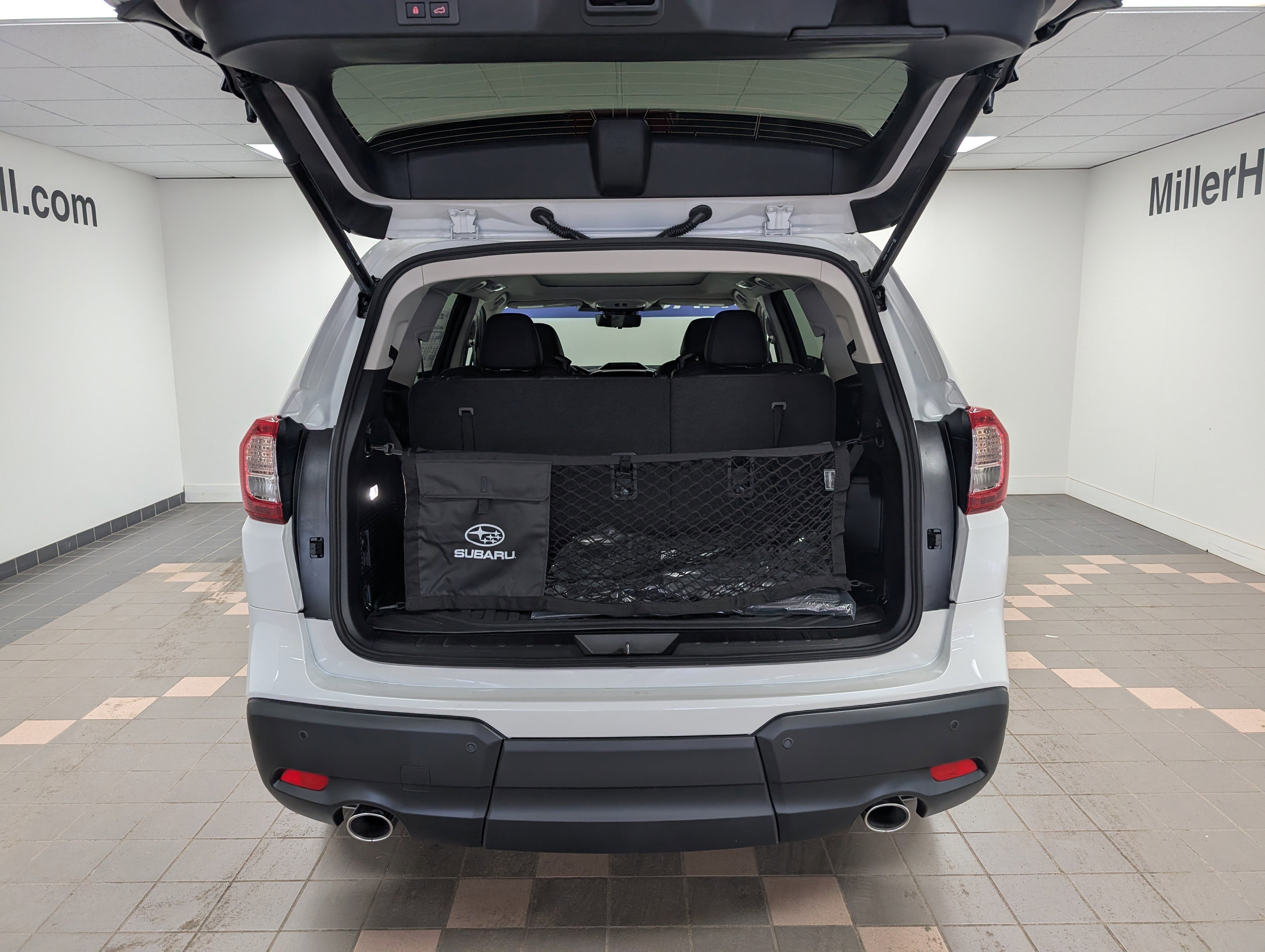 New 2025 Subaru Ascent Touring w/ Popular Package #2 image 24