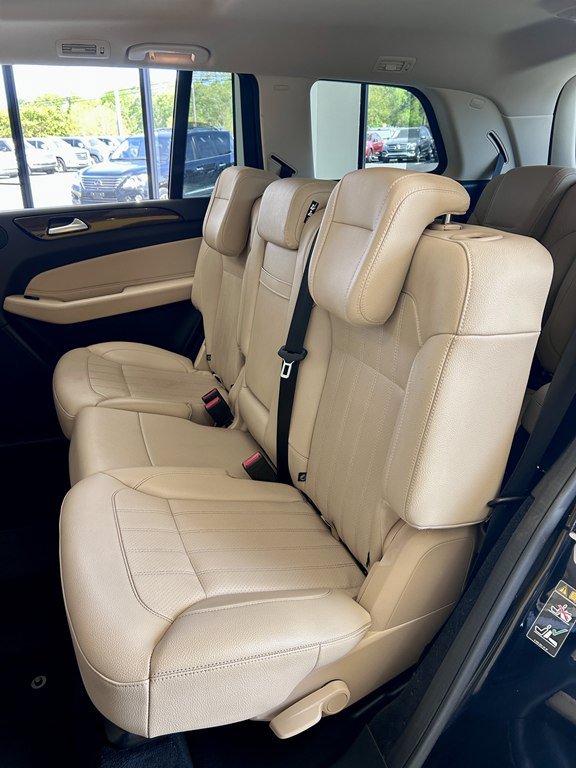 Used 2019 Mercedes-Benz GLS 450 4MATIC image 17