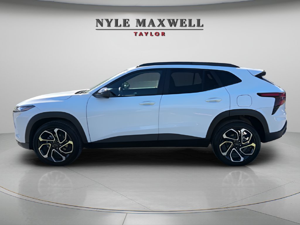 Used 2025 Chevrolet Trax RS w/ Driver Confidence Package FWD image 8