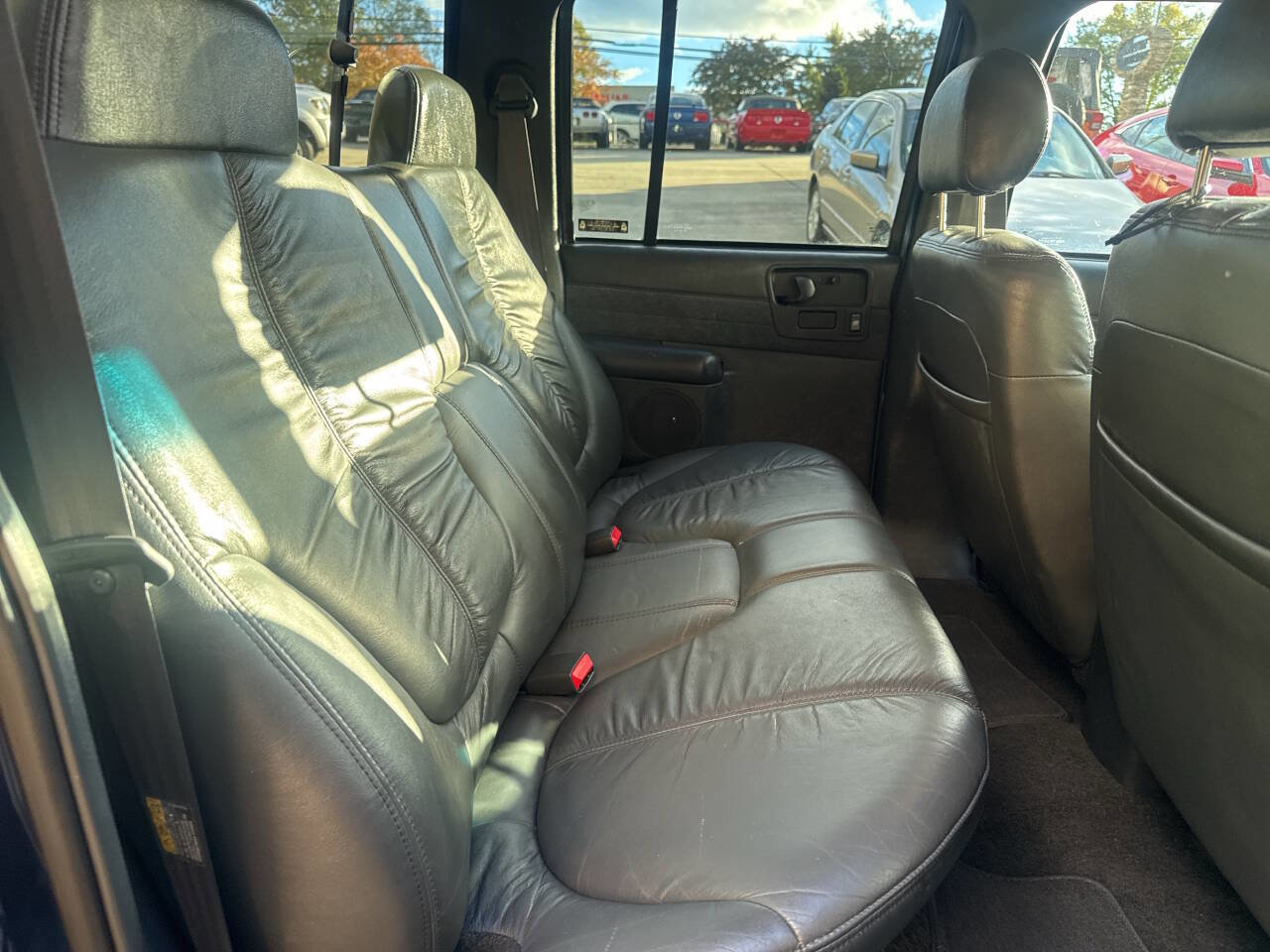 Used 2002 GMC Sonoma SLS w/ Marketing Option Pkg image 11