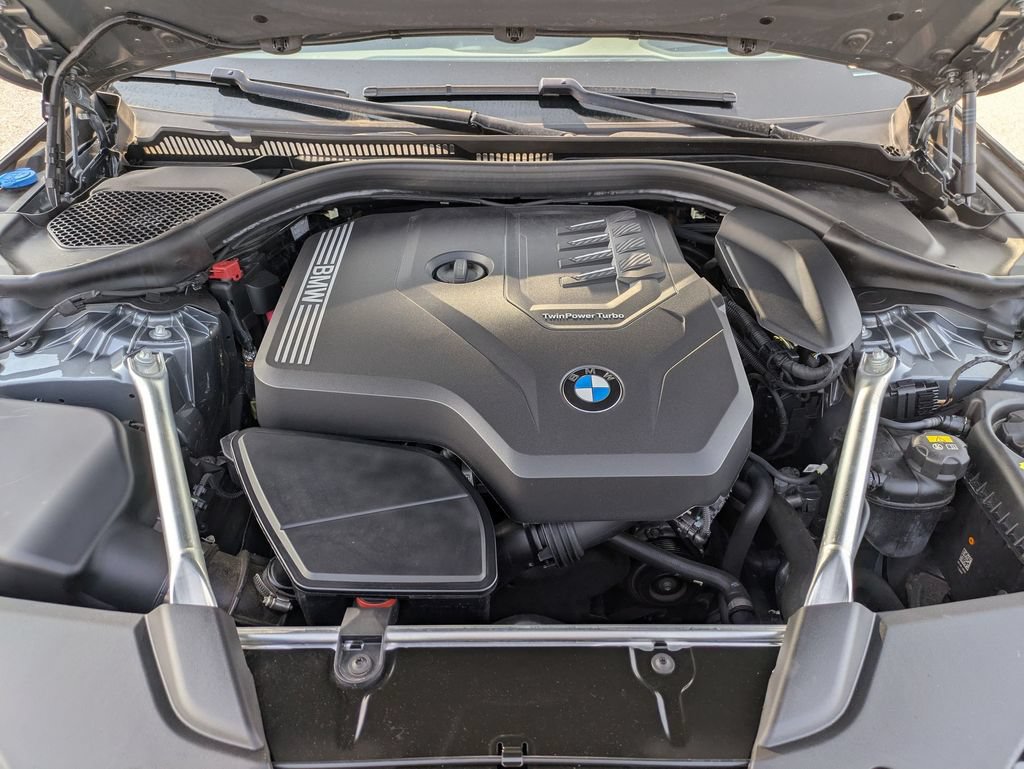 Used 2023 BMW 530i w/ M Sport Package RWD image 10