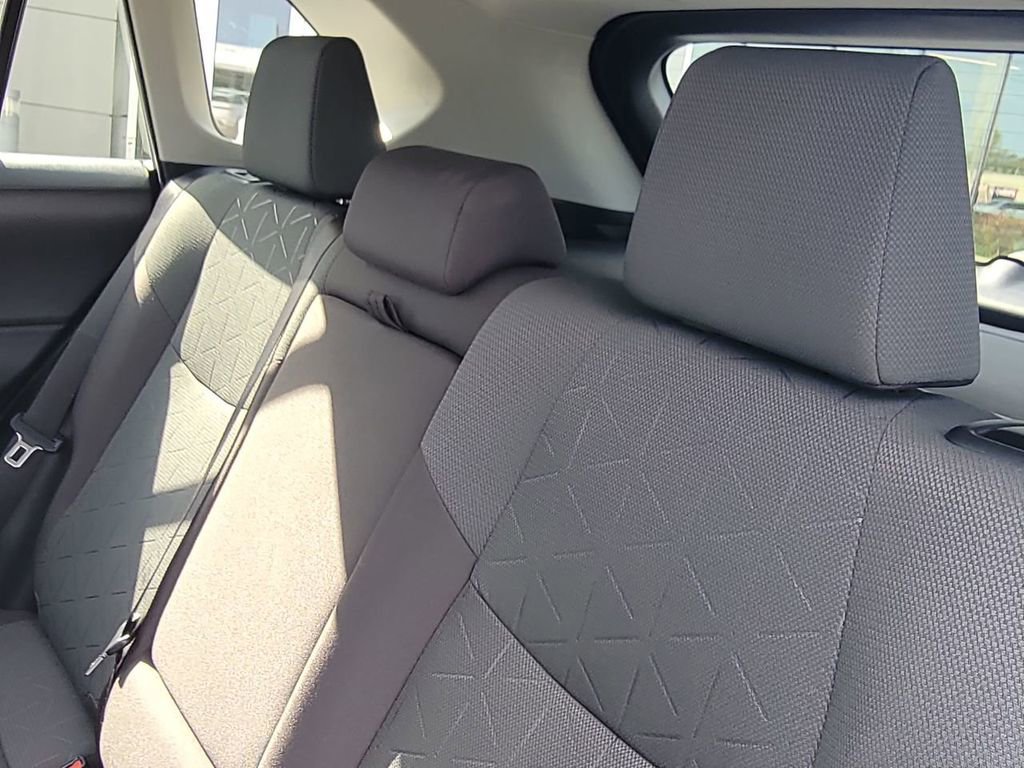 Used 2023 Toyota RAV4 XLE w/ Convenience Package image 15