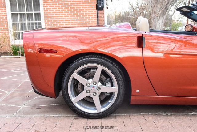 Used 2006 Chevrolet Corvette Convertible w/ Preferred Equipment Group RWD image 10