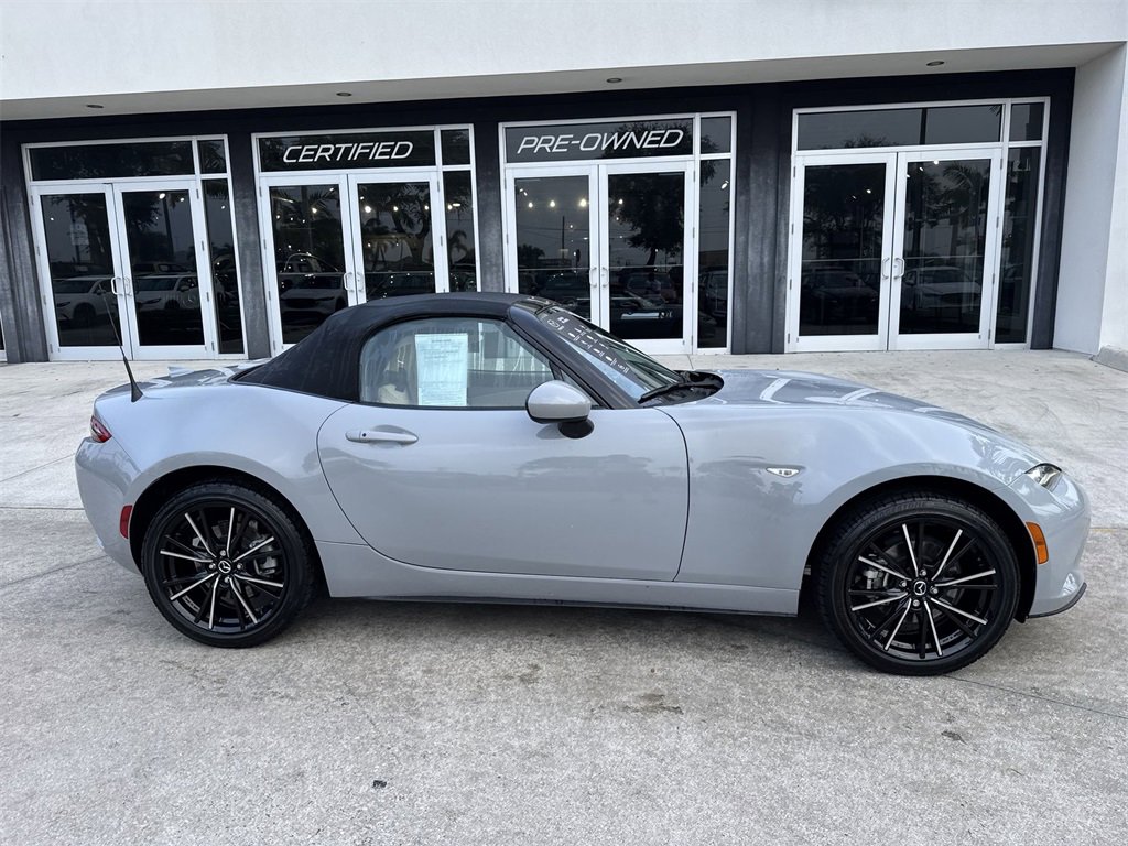 Used 2024 MAZDA MX-5 Miata Grand Touring w/ Weather Package image 6