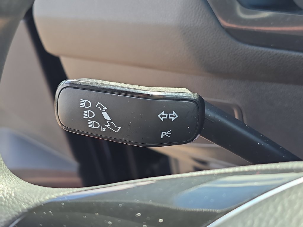 Used 2019 Volkswagen Tiguan S w/ 3rd Row Seat Package AWD/4WD image 15