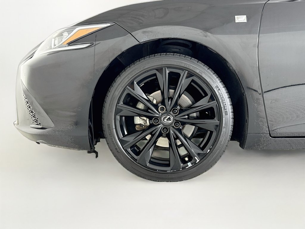 Used 2022 Lexus ES 350 F Sport w/ Accessory Package FWD image 26