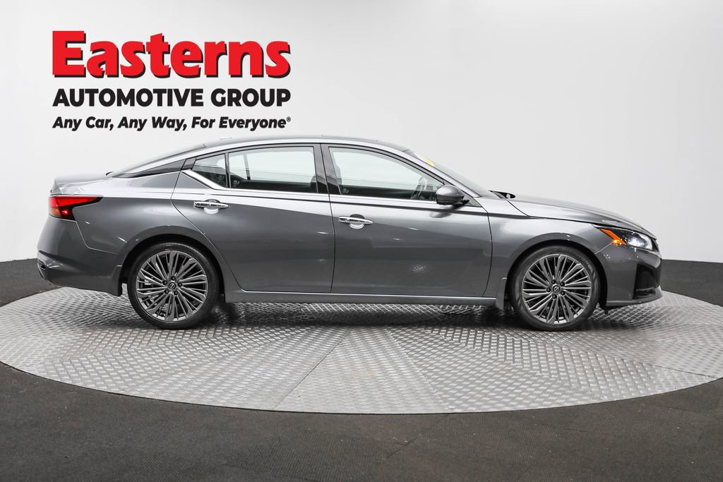 Used 2023 Nissan Altima 2.5 SL image 4