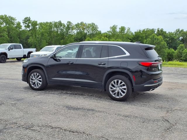 Used 2025 Buick Enclave Preferred AWD/4WD image 41