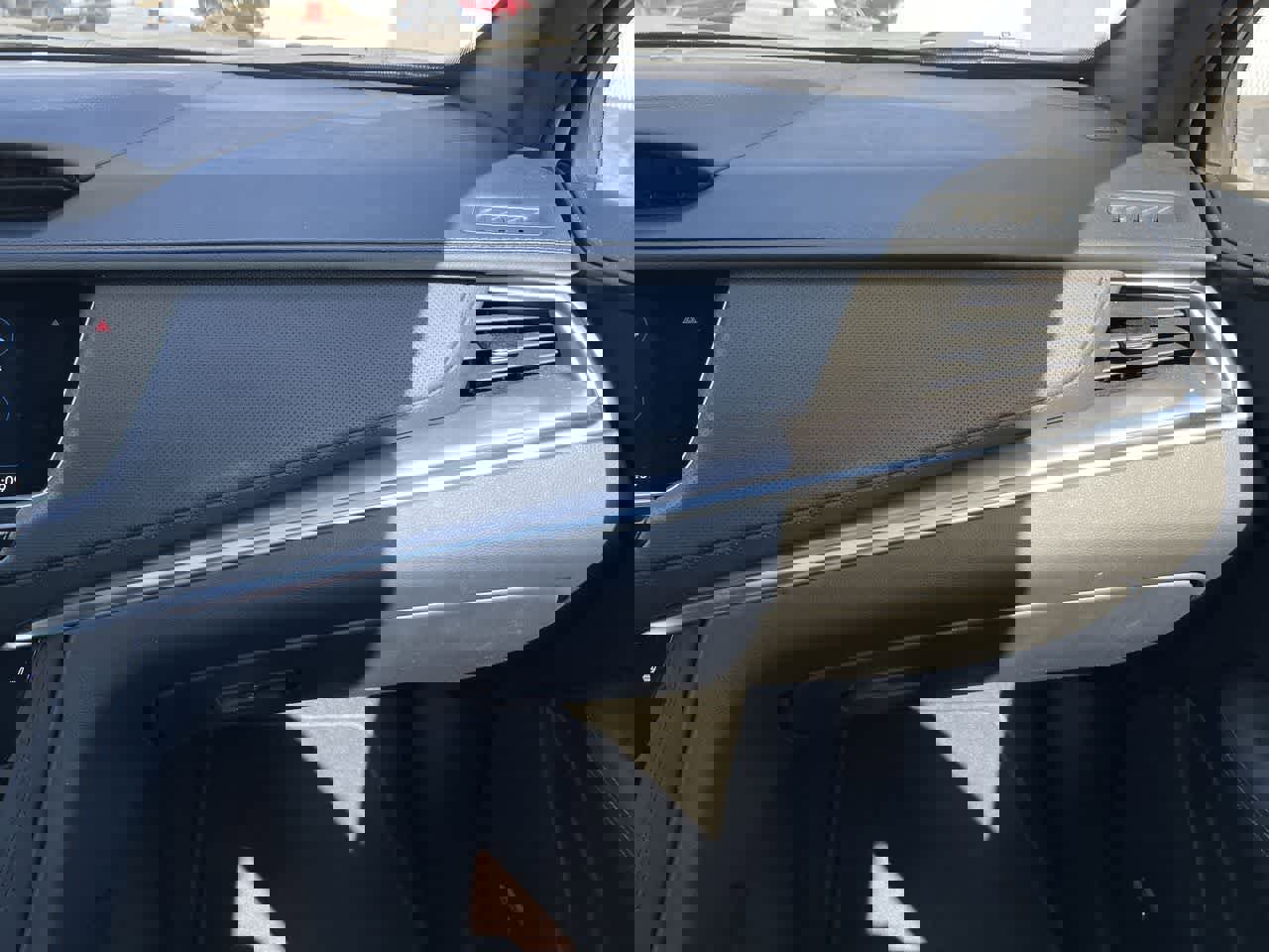 Certified 2024 Cadillac XT5 Luxury image 16