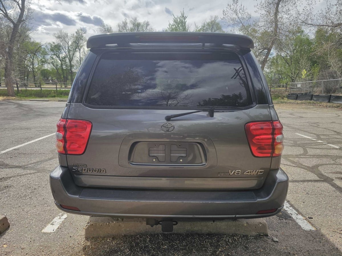 Used 2003 Toyota Sequoia Limited AWD/4WD image 4