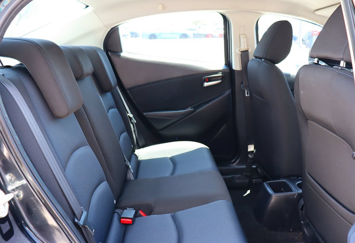 Used 2018 Toyota Yaris iA FWD image 27