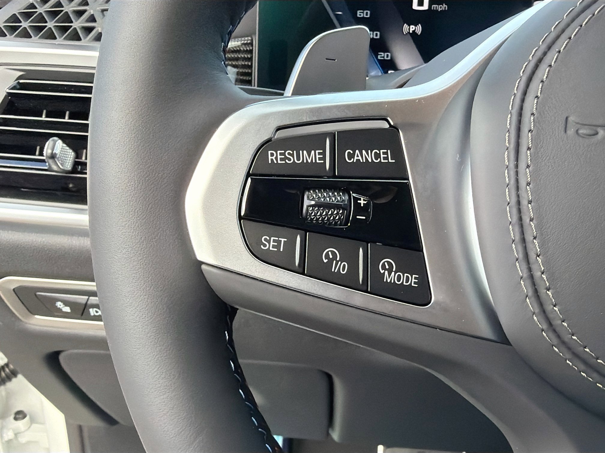 New 2026 BMW X7 M60i image 39