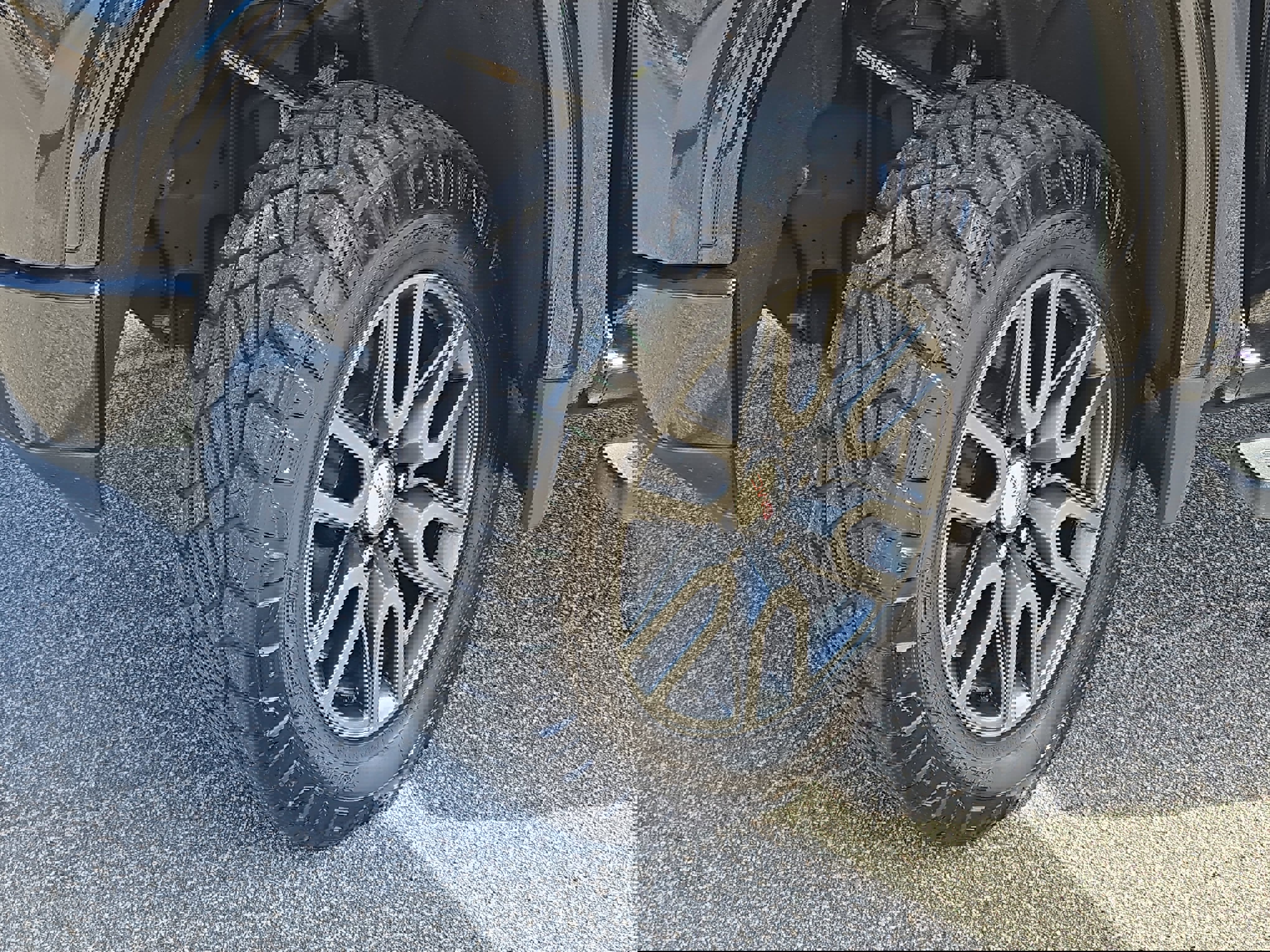 Used 2020 GMC Sierra 1500 AT4 w/ AT4 Premium Package image 31