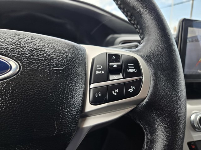 Used 2024 Ford Explorer XLT w/ Equipment Group 202A AWD/4WD image 18