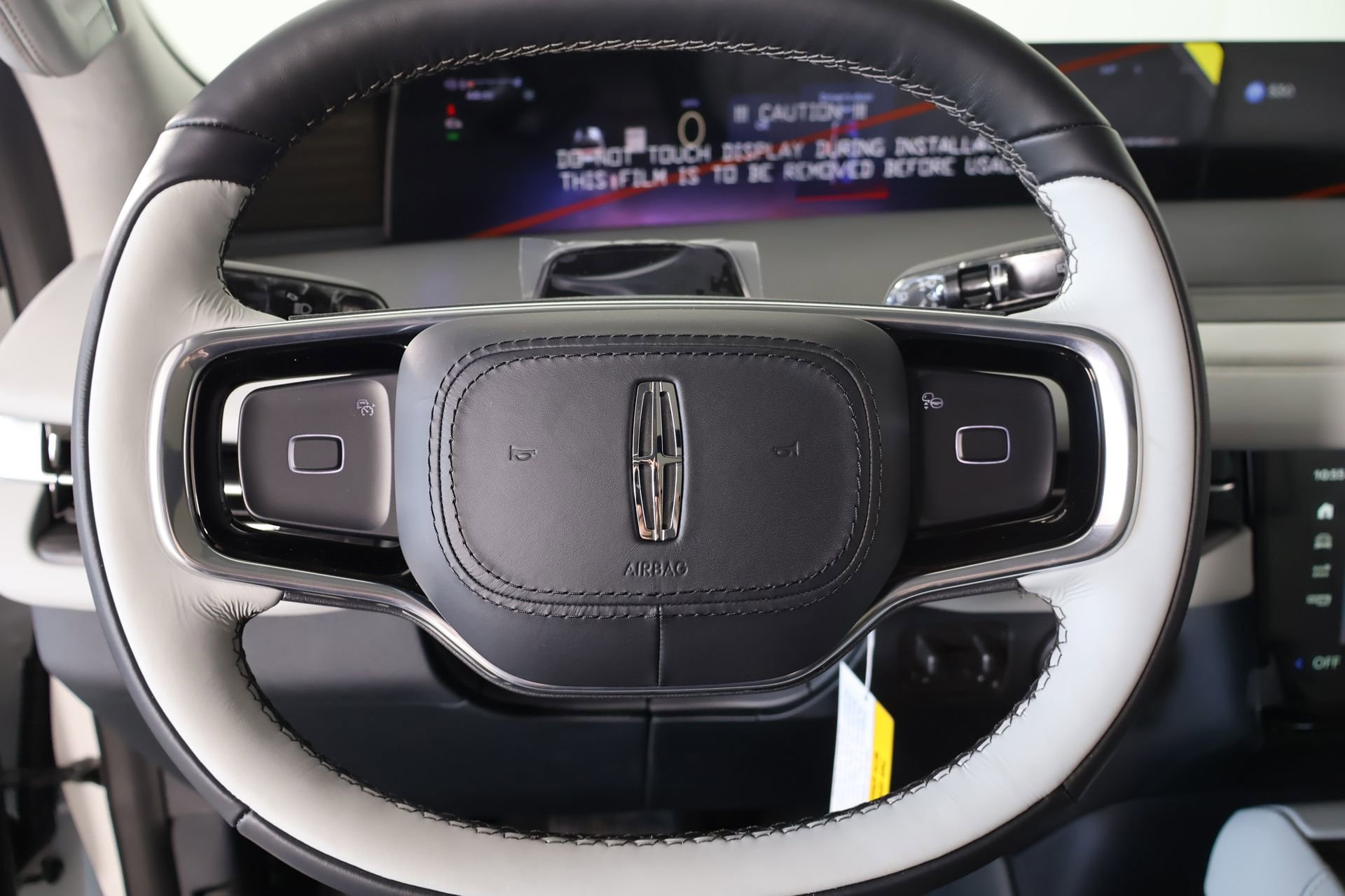 New 2026 Lincoln Navigator Black Label image 3