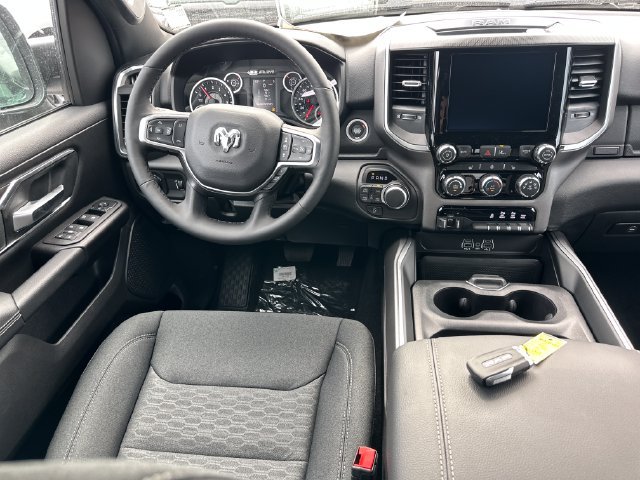 New 2027 RAM 1500 4x4 Crew Cab image 18
