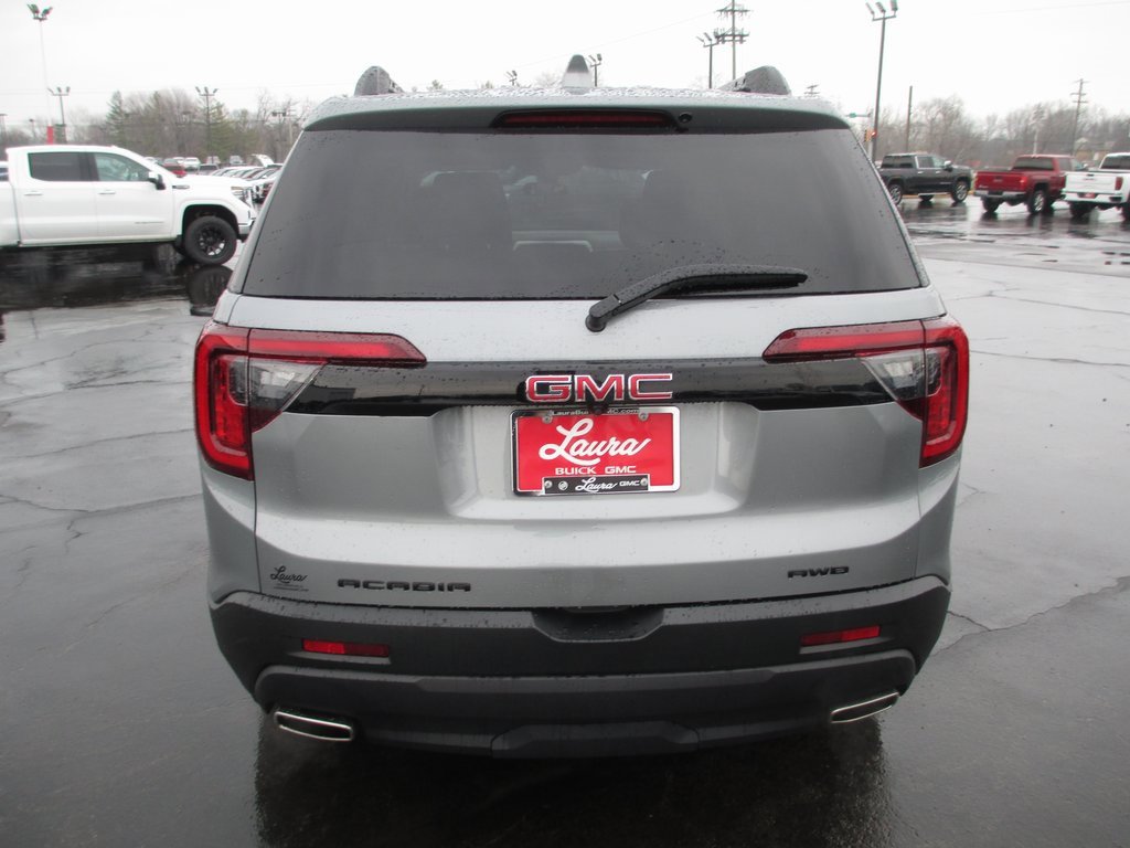 Used 2023 GMC Acadia SLE w/ Driver Convenience Package image 7